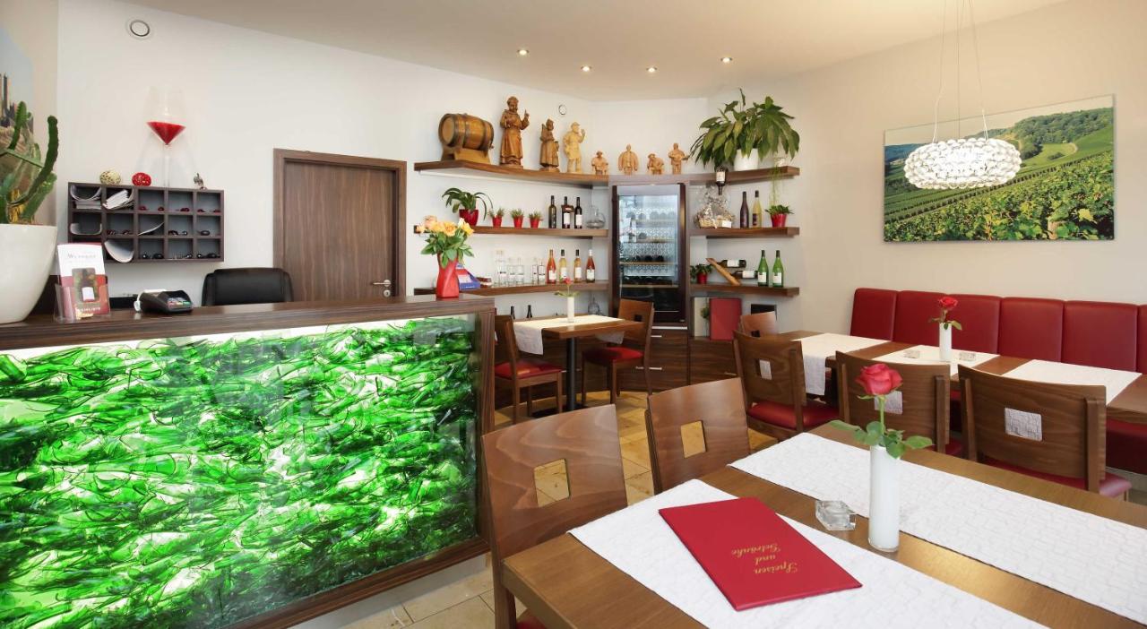Muellers Weingut Und Weinstube Im Auerberg Apartment Nordheim  Bagian luar foto
